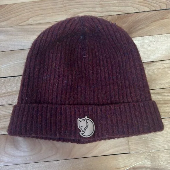 Fjallraven ribbed Wool Beanie Unisex red burgundy - Picture 2 of 5